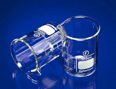 Beaker squat form with graduations and spout borosilicate glass 100mL