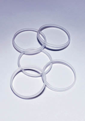 Pouring ring for ISO bottle, polypropylene clear up to 140°C